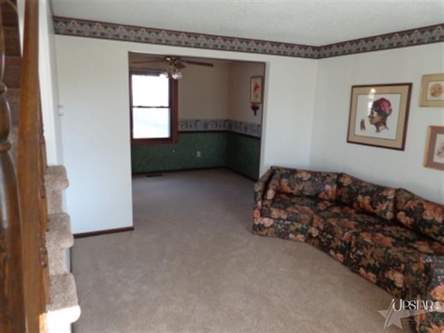 2818 Kingsland Ct, Fort Wayne, IN 46815 photo 3