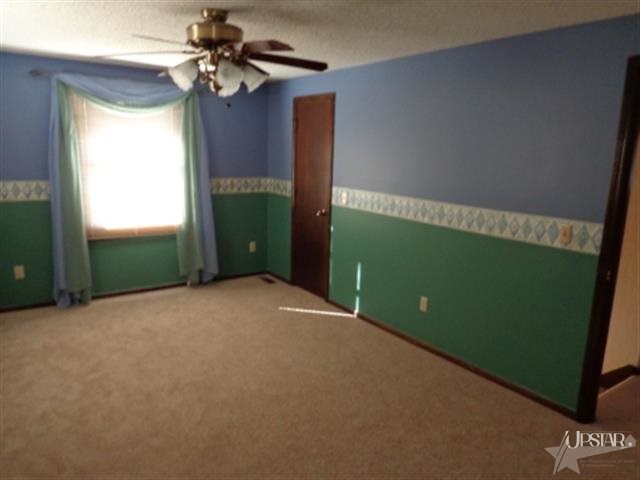 2818 Kingsland Ct, Fort Wayne, IN 46815 photo 9