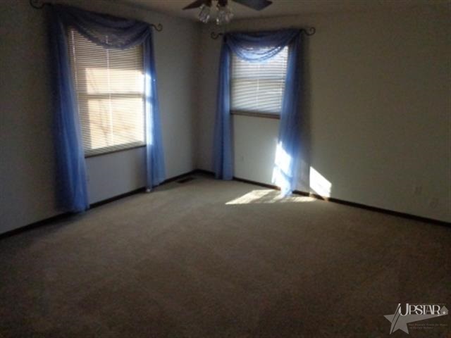 2818 Kingsland Ct, Fort Wayne, IN 46815 photo 11