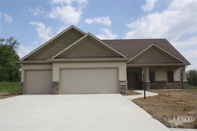 16228 Ballantyne Trl, Huntertown, IN 46748 photo 1