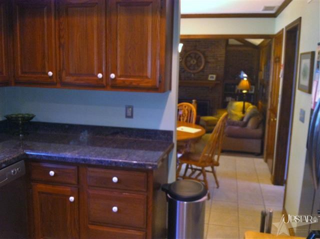 1000 Allison Blvd, Auburn, IN 46706 photo 9