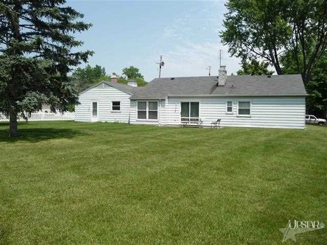3319 Cabot Ln, Fort Wayne, IN 46805 photo 2