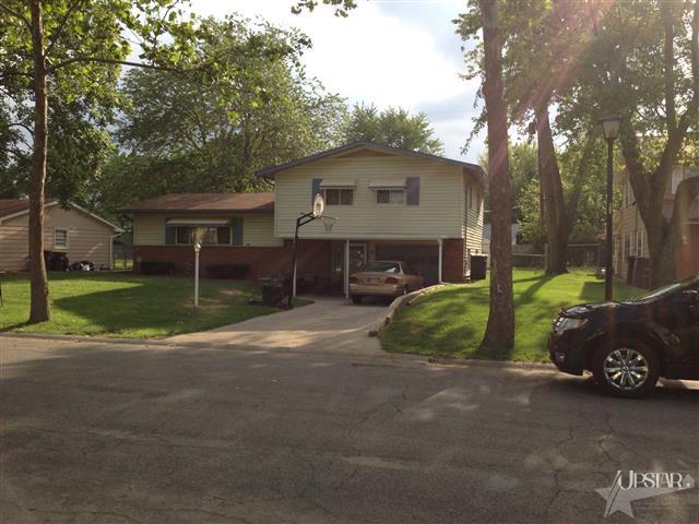 4332 Austin Dr, Fort Wayne, IN 46806 photo 2