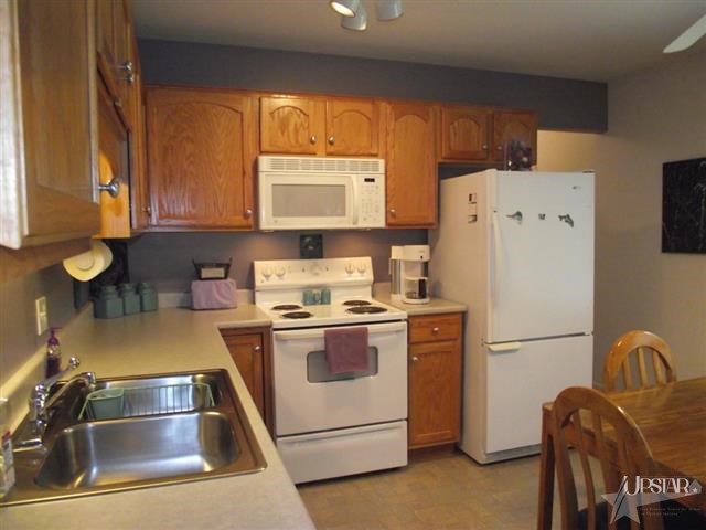 606 Elnora Dr, Fort Wayne, IN 46825 photo 8