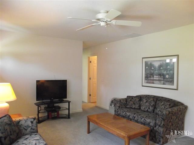 606 Elnora Dr, Fort Wayne, IN 46825 photo 4