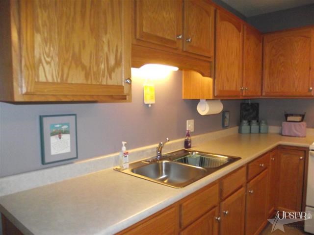 606 Elnora Dr, Fort Wayne, IN 46825 photo 9