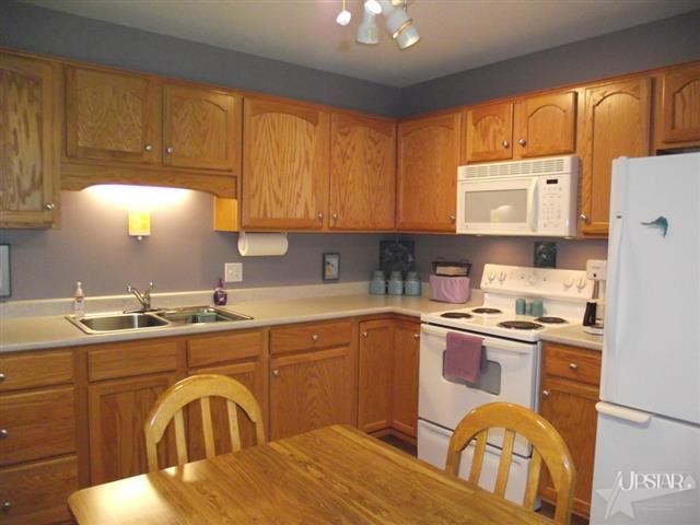 606 Elnora Dr, Fort Wayne, IN 46825 photo 7