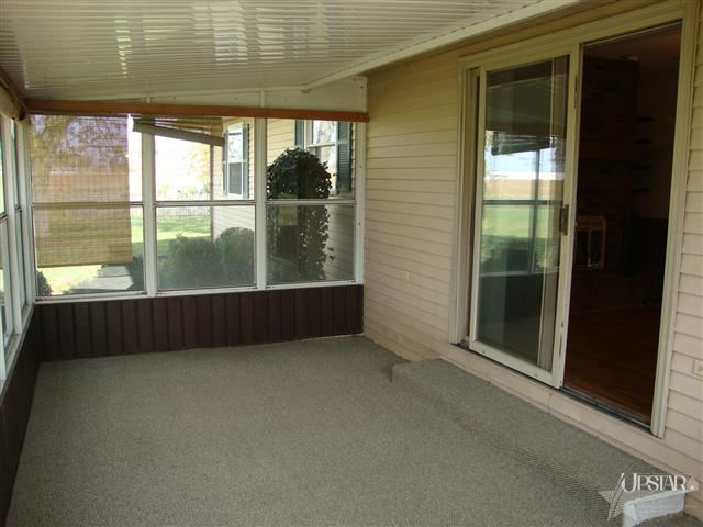 1950 S Pleasant Haven Ct, Bluffton, IN 46714 photo 2