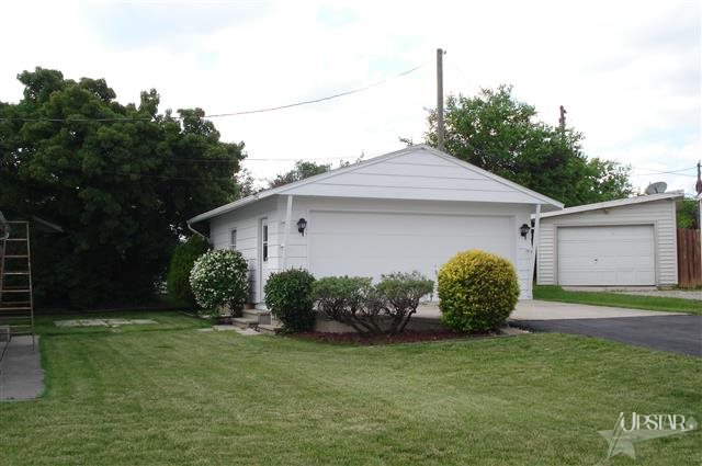 6430 Redbud Dr, Fort Wayne, IN 46825 photo 2