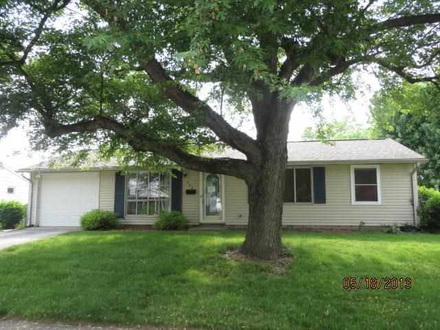 558 Outer Dr, Frankfort, IN 46041 photo 1
