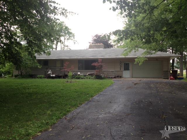 2035 Walden Dr, Auburn, IN 46706 photo 1