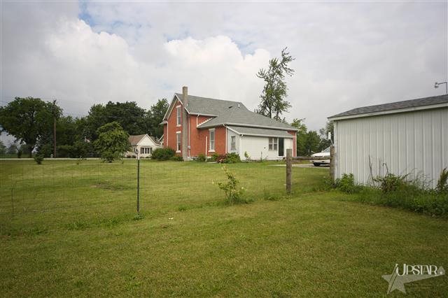 4215 S Warren Rd, Huntington, IN 46750 photo 6