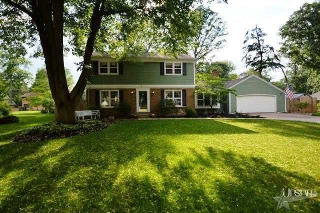 1817 Forest Downs Dr, Fort Wayne, IN 46815 photo 1