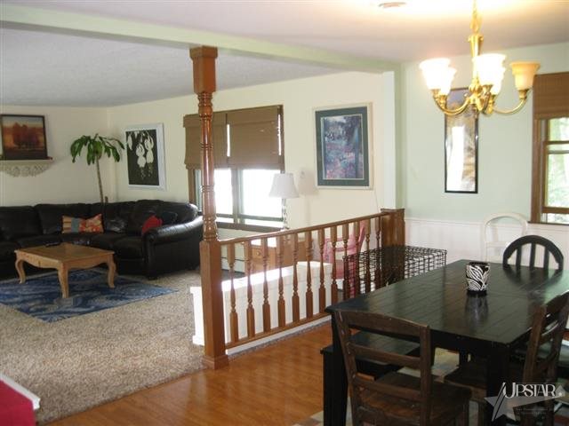 423 W Roe St, Ossian, IN 46777 photo 2