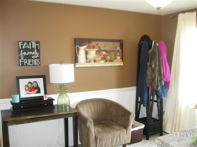 423 W Roe St, Ossian, IN 46777 photo 14