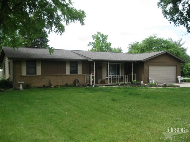 423 W Roe St, Ossian, IN 46777 photo 1