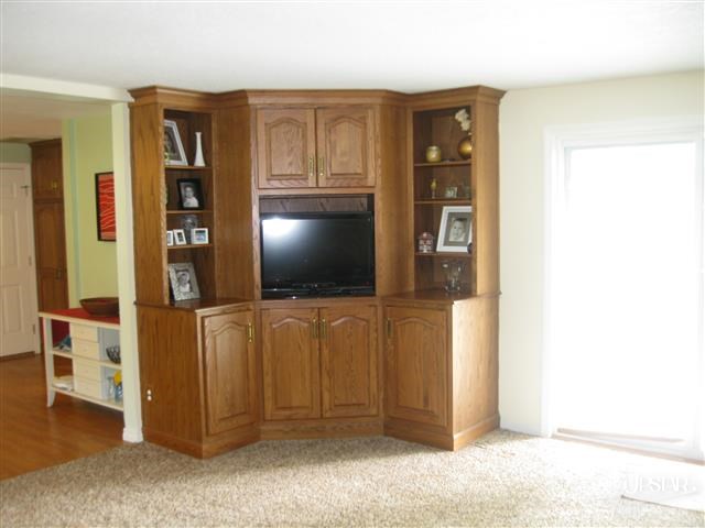 423 W Roe St, Ossian, IN 46777 photo 3