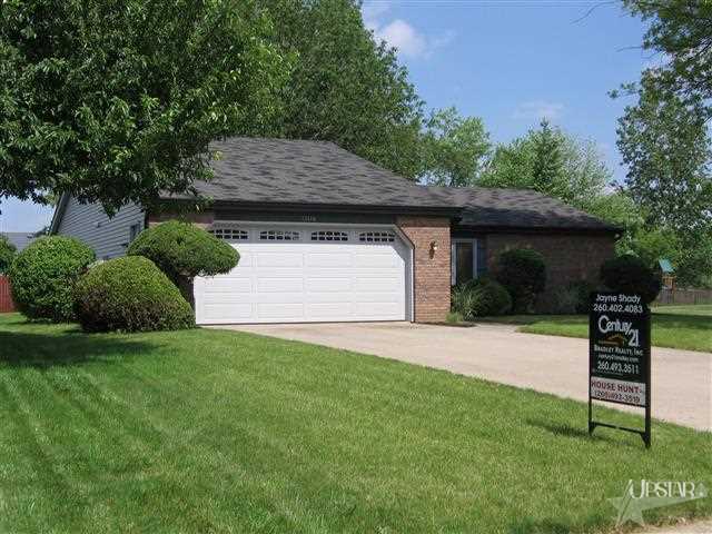 12116 Willow Cv, Fort Wayne, IN 46845 photo 1