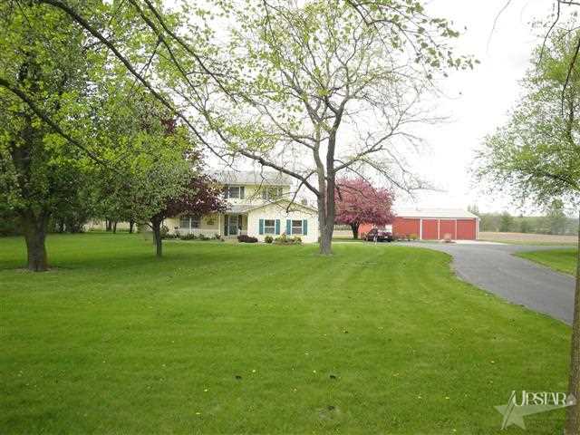 2135 E 1050 N, Ossian, IN 46777 photo 2