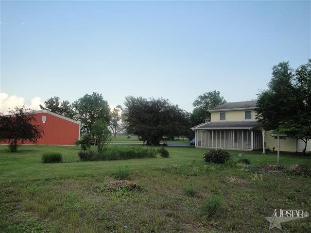 2135 E 1050 N, Ossian, IN 46777 photo 4