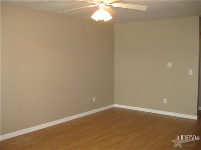 2523 Ellen Ave, Fort Wayne, IN 46808 photo 10