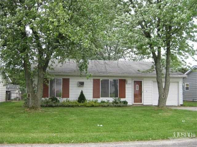 2523 Ellen Ave, Fort Wayne, IN 46808 photo 1