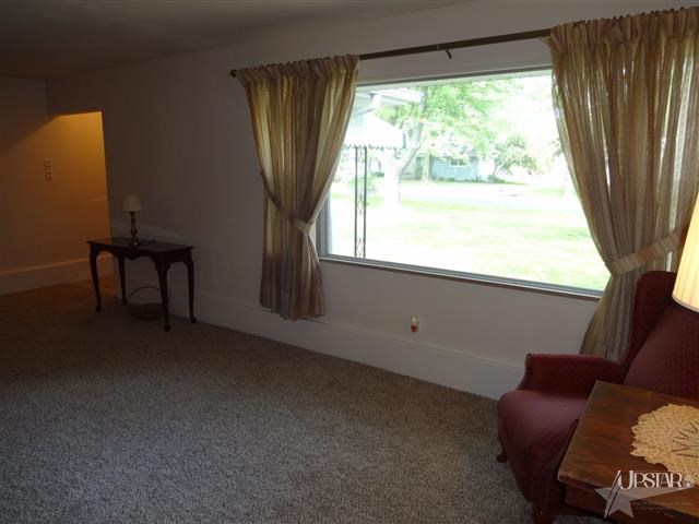 3925 Buesching Dr, Fort Wayne, IN 46815 photo 5