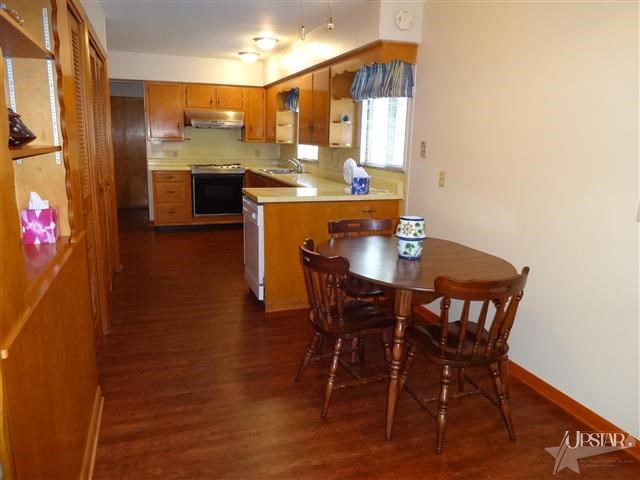 3925 Buesching Dr, Fort Wayne, IN 46815 photo 8