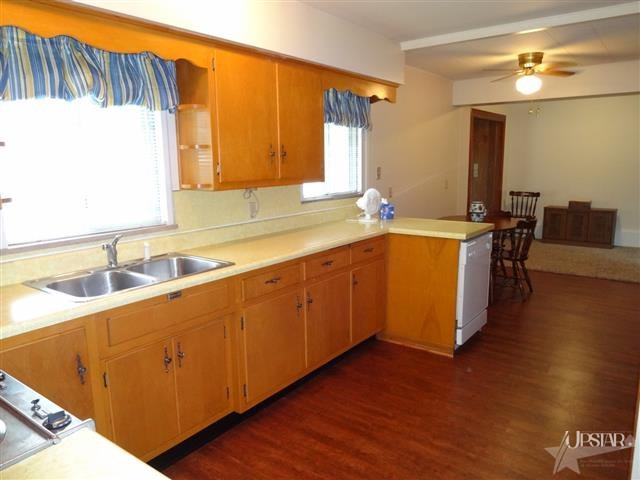 3925 Buesching Dr, Fort Wayne, IN 46815 photo 9