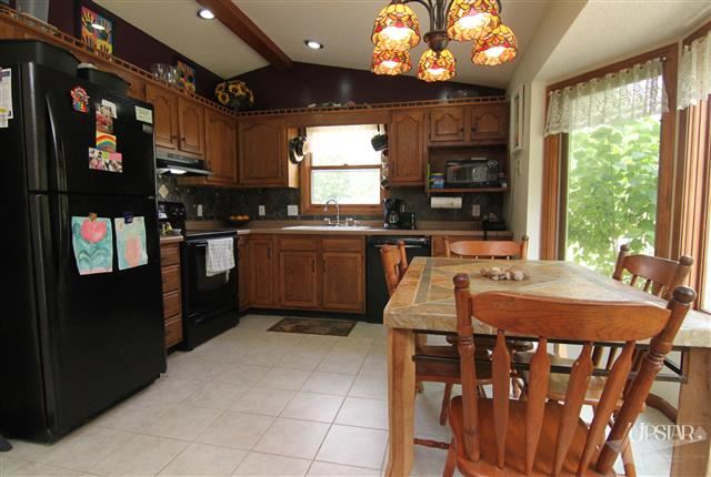 9908 Hidden Meadows Pl, Fort Wayne, IN 46825 photo 5