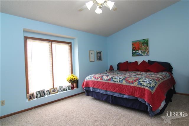 9908 Hidden Meadows Pl, Fort Wayne, IN 46825 photo 3
