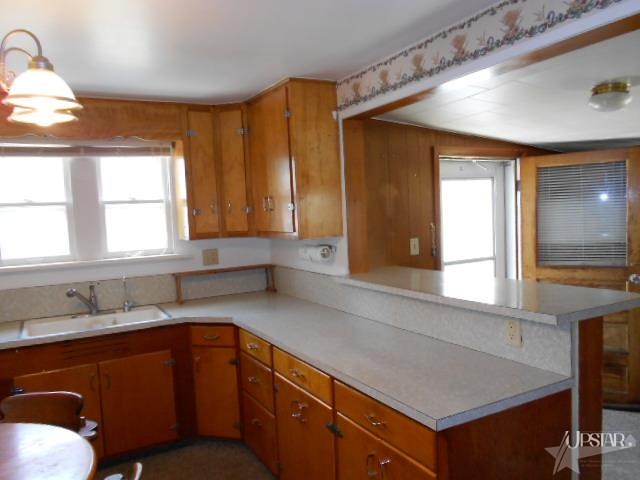 453 E State St, Huntington, IN 46750 photo 16