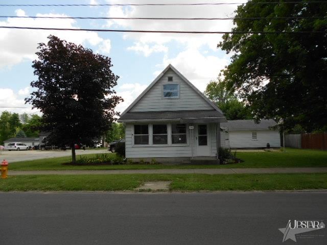 453 E State St, Huntington, IN 46750 photo 2