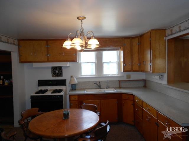 453 E State St, Huntington, IN 46750 photo 19