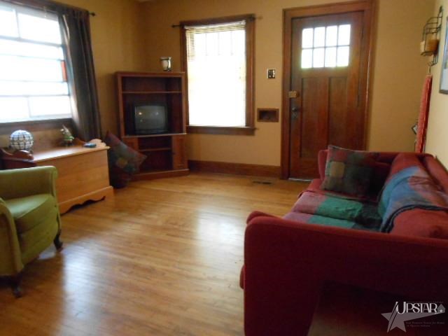 930 Nuttman Ave, Fort Wayne, IN 46807 photo 2