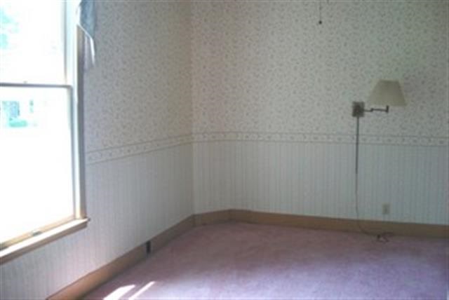 203 W College St, Crawfordsville, IN 47933 photo 4