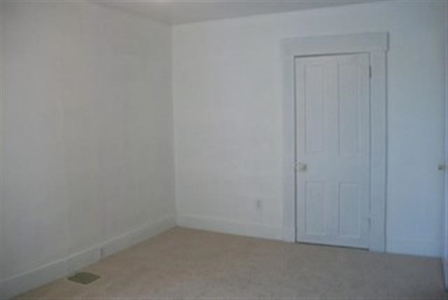 203 W College St, Crawfordsville, IN 47933 photo 13
