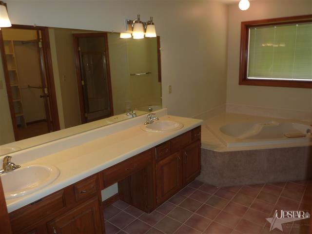 9707 Blue Mound Dr, Fort Wayne, IN 46804 photo 5