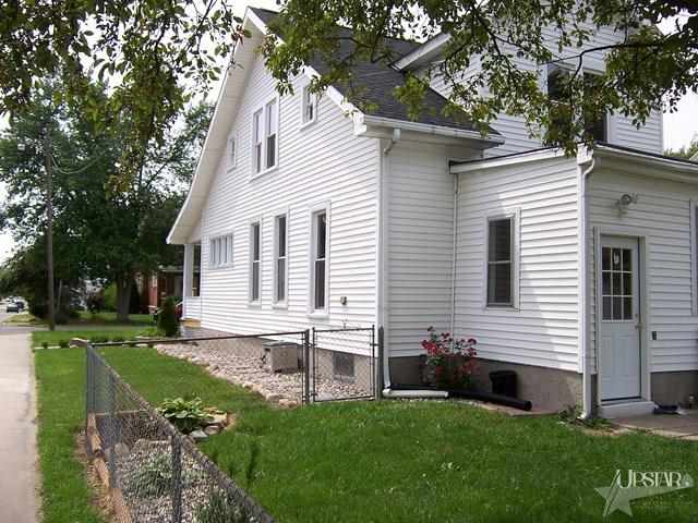 419 S Walsh St, Garrett, IN 46738 photo 25