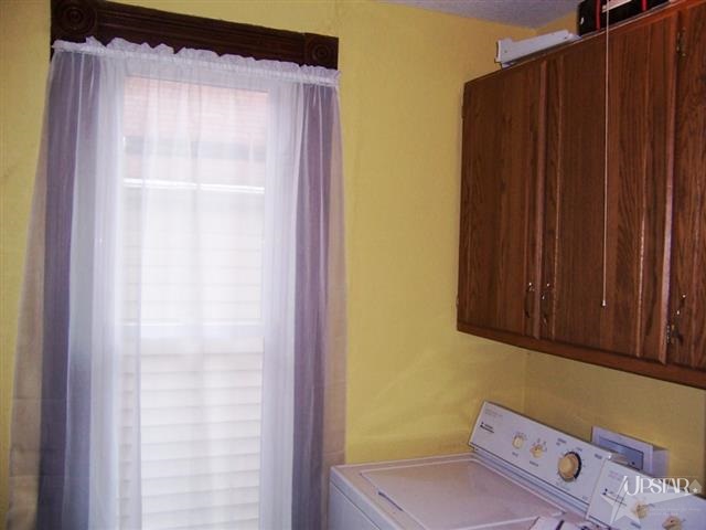 419 S Walsh St, Garrett, IN 46738 photo 22