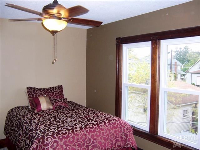 419 S Walsh St, Garrett, IN 46738 photo 17