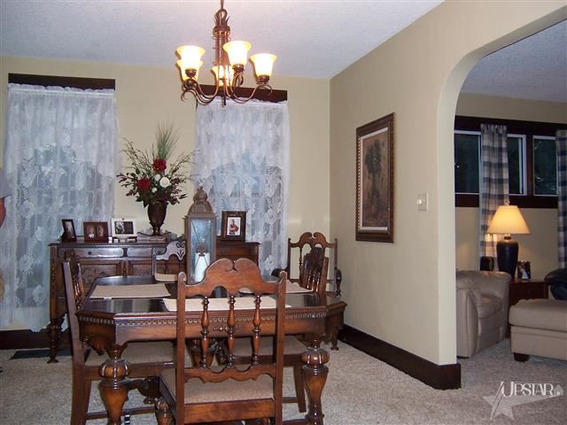 419 S Walsh St, Garrett, IN 46738 photo 9