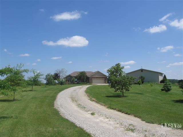 3834 W 150 S, Columbia City, IN 46725 photo 1