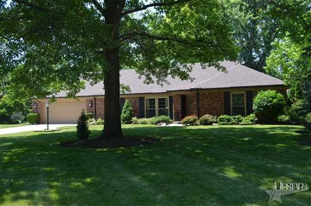 1706 Kinross Ln, Fort Wayne, IN 46804 photo 1