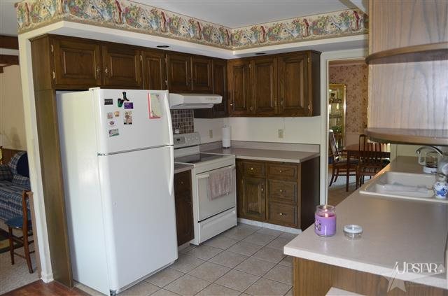 1706 Kinross Ln, Fort Wayne, IN 46804 photo 7