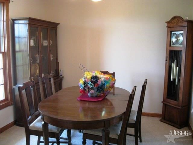 5731 W California Rd, Fort Wayne, IN 46818 photo 2