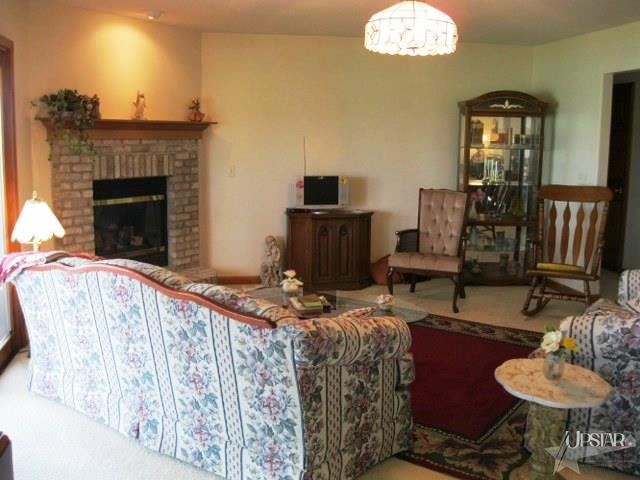 5731 W California Rd, Fort Wayne, IN 46818 photo 6