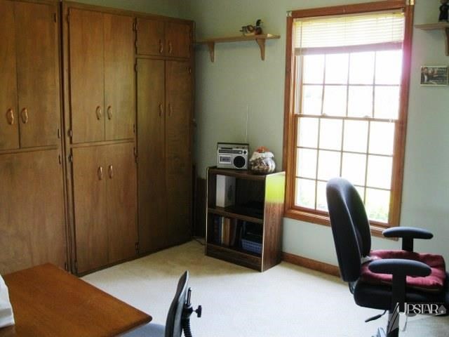 5731 W California Rd, Fort Wayne, IN 46818 photo 4