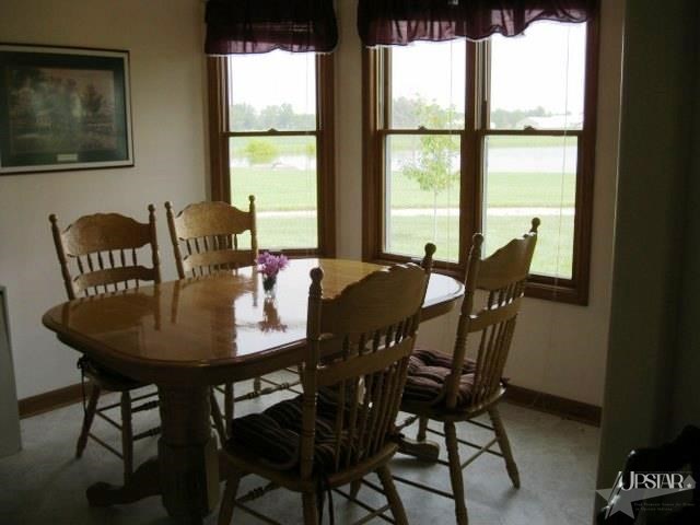 5731 W California Rd, Fort Wayne, IN 46818 photo 9