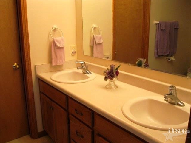5731 W California Rd, Fort Wayne, IN 46818 photo 17